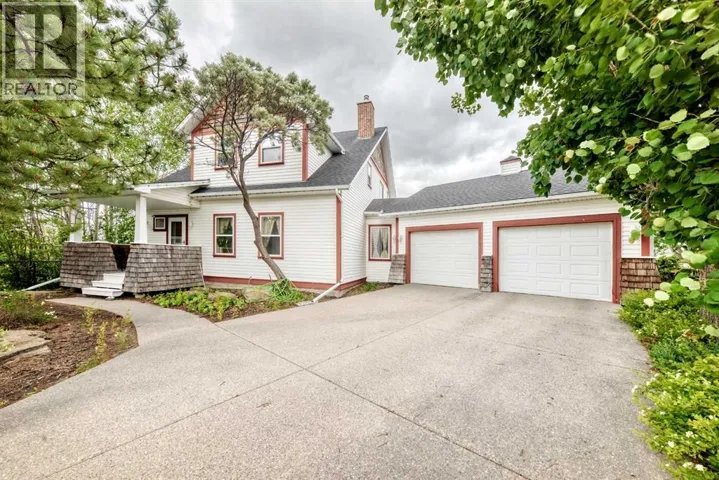 10 Hidden Creek View NW, Calgary, Alberta T3A6C5