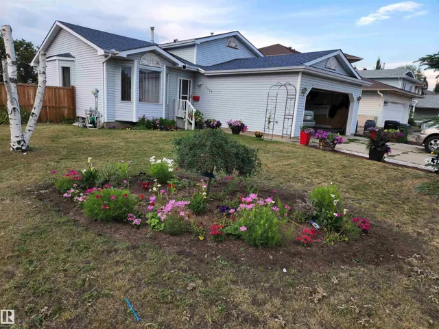 4428 11A AV NW NW, Edmonton, Alberta T6L6M4