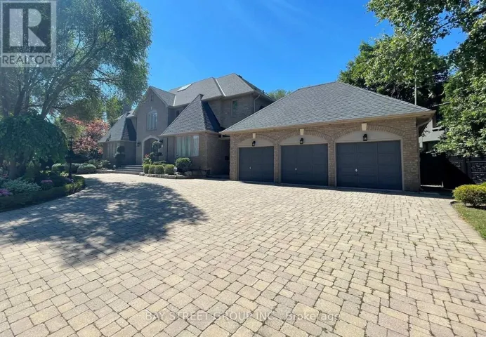 103 NORTHDALE ROAD, Toronto (St. Andrew-Windfields), Ontario M2L2L9