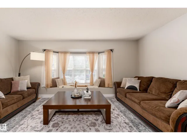10008 144 AVE NW, Edmonton, Alberta T5E6M5
