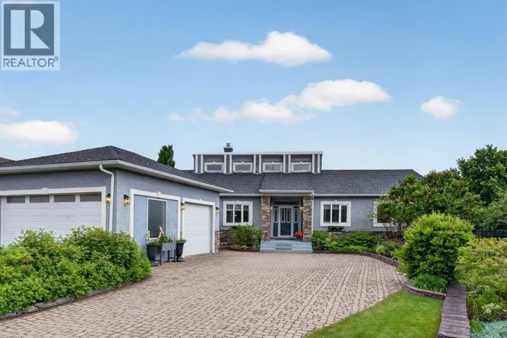 762 Stonehaven Drive, Carstairs, Alberta T0M0N0
