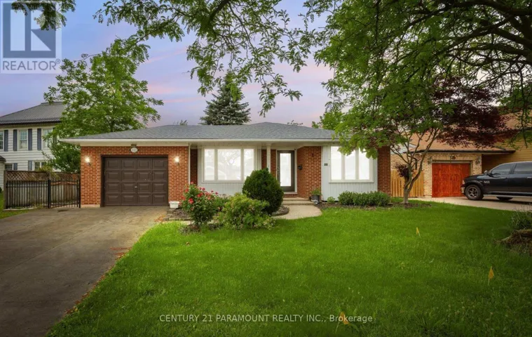 342 MAIN STREET, St. Catharines (Port Dalhousie), Ontario L2R6P9