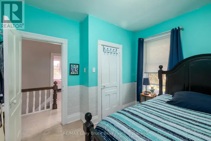 780