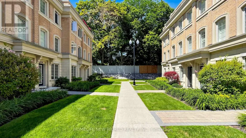 5 - 30 HARGRAVE LANE, Toronto (Bridle Path-Sunnybrook-York Mills), Ontario M4N0A4