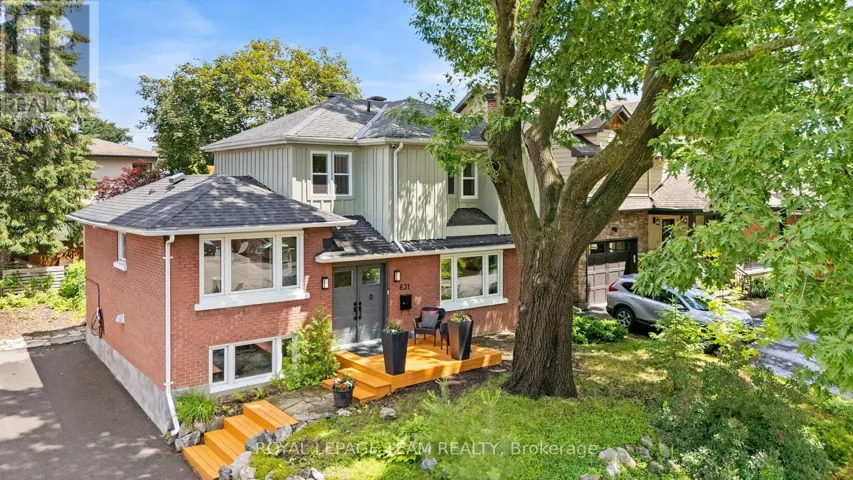 631 COURTENAY AVENUE, Ottawa, Ontario K2A3B6