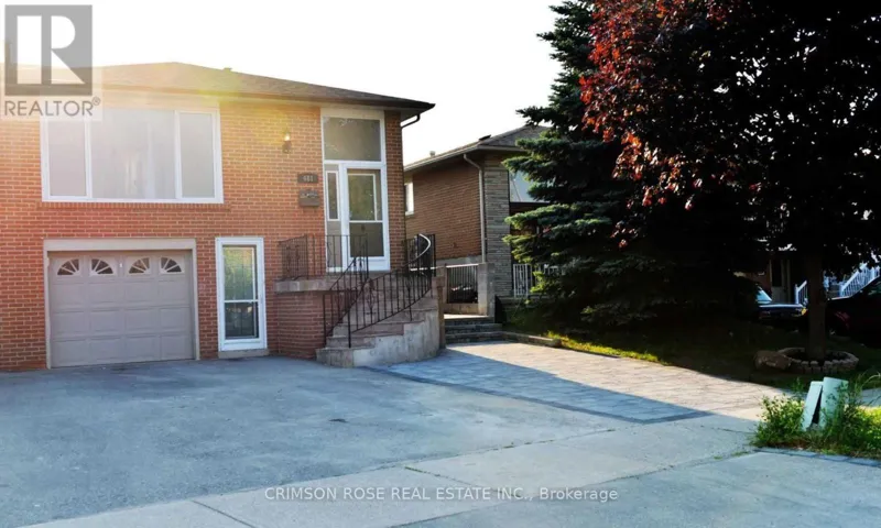 MAIN FLOOR - 481 FERGO AVENUE, Mississauga (Cooksville), Ontario L5B2J2