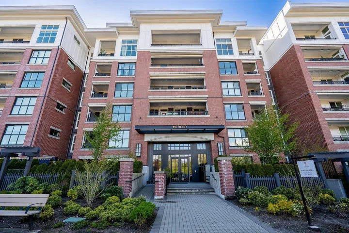 C620 8150 207 STREET, Langley, British Columbia V2Y4J5