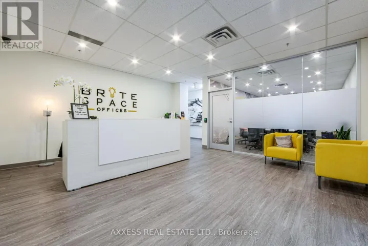 400 - 30 EGLINTON AVENUE W, Mississauga (Hurontario), Ontario L5R3E7