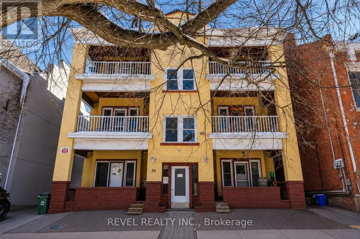 25 WEST AVENUE S, Hamilton (Stinson), Ontario L8N2S2