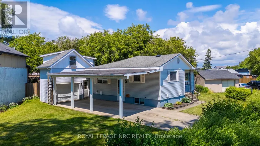74 DOLPHIN STREET, Port Colborne (Killaly East), Ontario L3K2J2