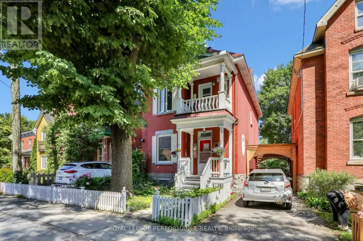 2 - 205 FLORA STREET, Ottawa, Ontario K1R5R6