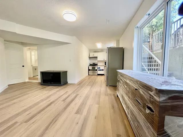 LOWER LEVEL 1695X 84 AVENUE, Surrey, British Columbia V4N4V3