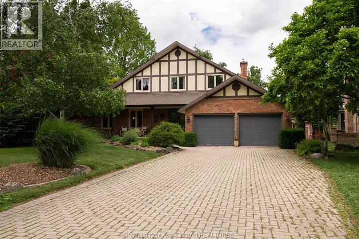 11 ALGONQUIAN DRIVE, Chatham, Ontario N7M5Y2