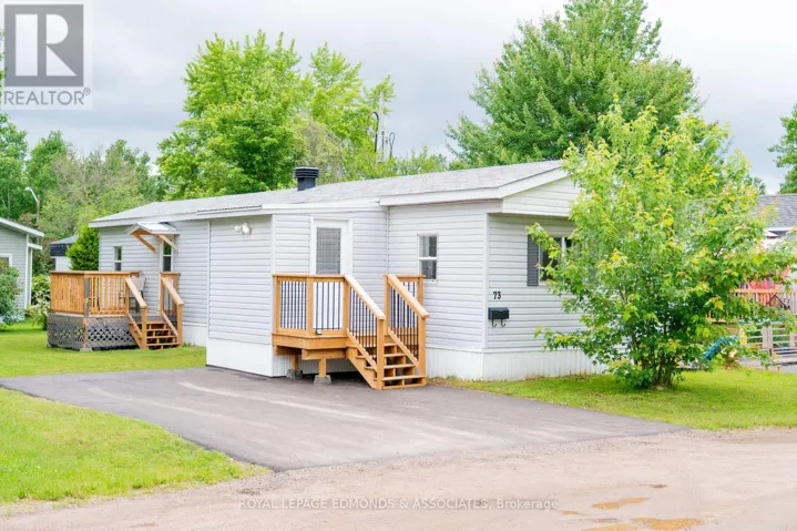73 PINEHURST ESTATES, Petawawa, Ontario K8H2H2
