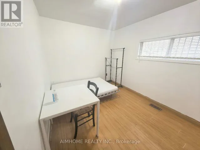 MAINFLR - 137A MARKHAM STREET, Toronto (Trinity-Bellwoods), Ontario M6J2G4