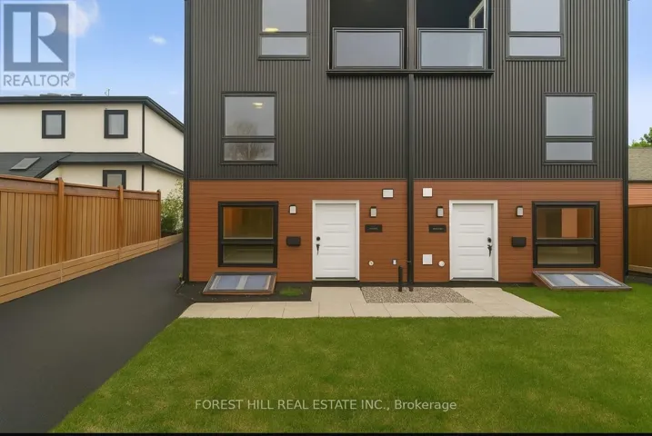 B - 12 SMALLWOOD DRIVE, Toronto (Downsview-Roding-CFB), Ontario M3M1T8