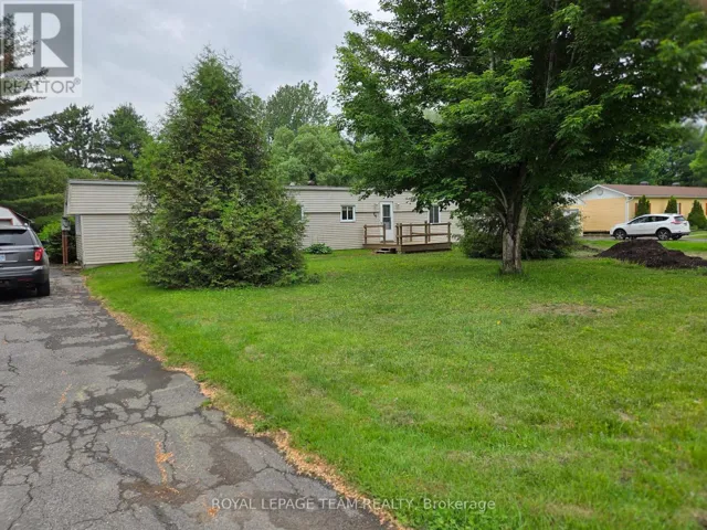 66 - 5620 ROCKDALE ROAD, Ottawa, Ontario K0A3H0