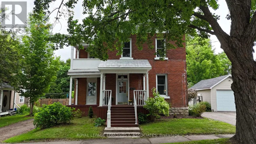 375 CENTRE STREET, Pembroke, Ontario K8A1J4