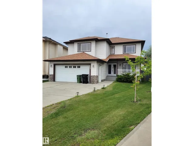 16616 70 ST NW NW, Edmonton, Alberta T5Z3Z8