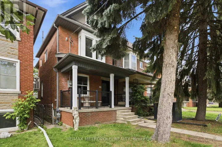 14 MCROBERTS AVENUE, Toronto (Corso Italia-Davenport), Ontario M6E4P4