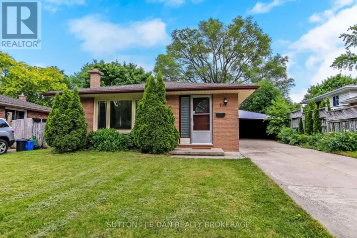7 BAFFIN PLACE, London East (East I), Ontario N5V1E8
