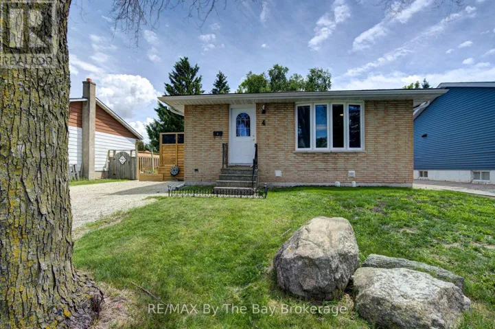 4 WATTS CRESCENT, Collingwood, Ontario L9Y4H2