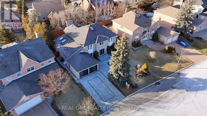 99 AITKEN CIRCLE, Markham (Unionville), Ontario L3R7L5