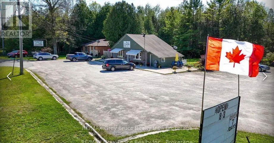 317558 AND 317560 HIGHWAY 6 AND 10 HIGHWAY S, Georgian Bluffs, Ontario N4K5N6