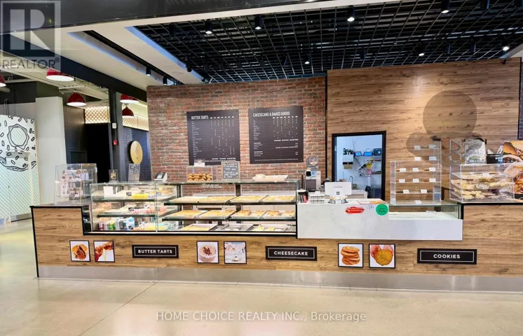 FM23D - 17600 YONGE STREET, Newmarket (Woodland Hill), Ontario L3Y4Z1