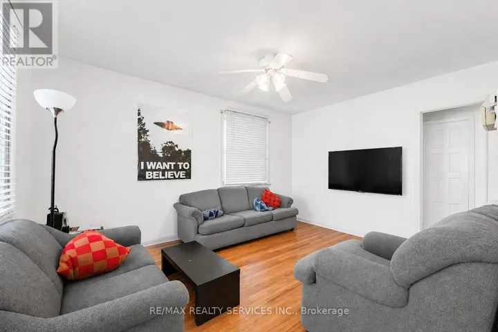245 HADDON AVE AVENUE, Hamilton (Ainslie Wood), Ontario L8S1X9