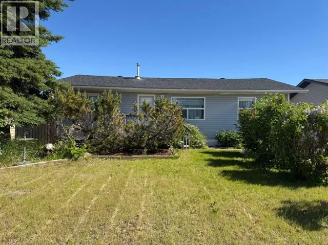 10013 100 Street, High Level, Alberta T0H1Z0