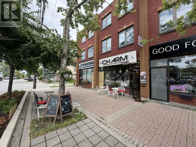 621B&C THE QUEENSWAY, Toronto (Stonegate-Queensway), Ontario M8Y1K4