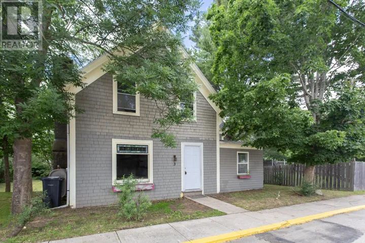 3 Court Street, Bridgetown, Nova Scotia B0S1C0