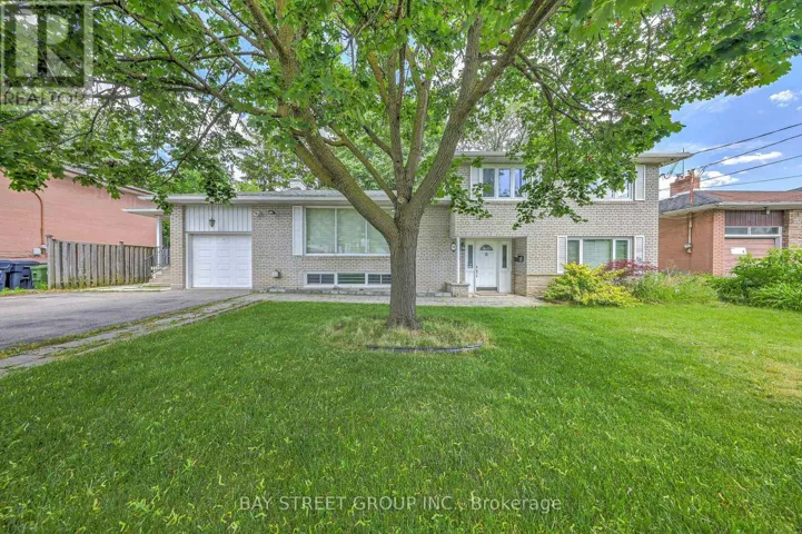 99 GRANTBROOK STREET, Toronto (Newtonbrook West), Ontario M2R2G2