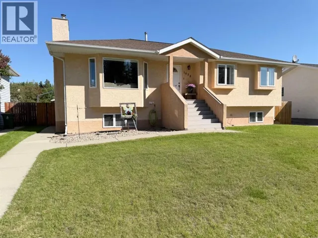 1658 EDSON Drive, Edson, Alberta T7E1G7