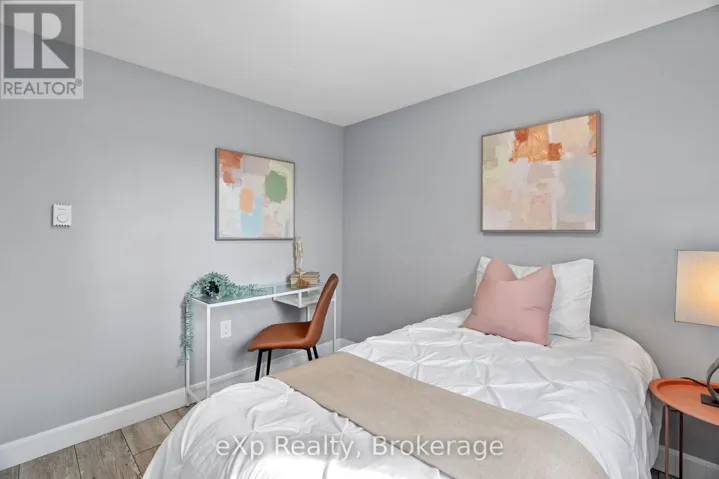 780