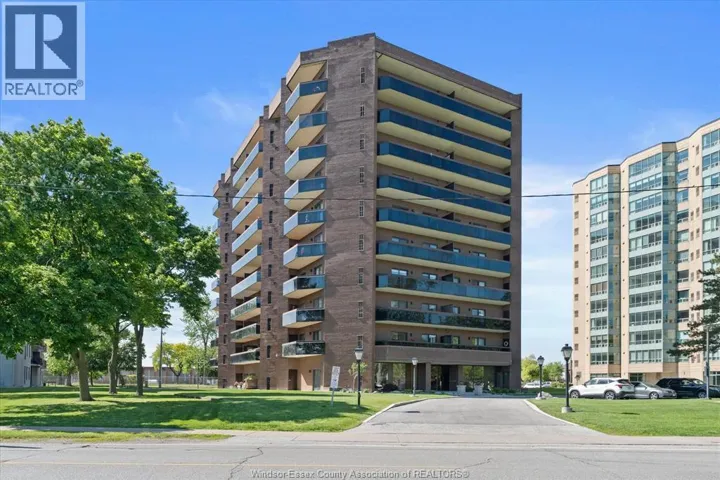 3663 Riverside DRIVE East Unit# 702, Windsor, Ontario N8Y4V3