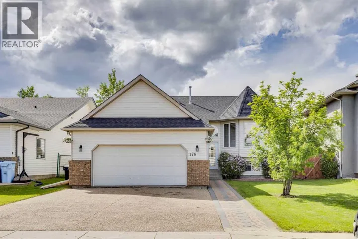 176 Burton Place, Fort McMurray, Alberta T9K1V4