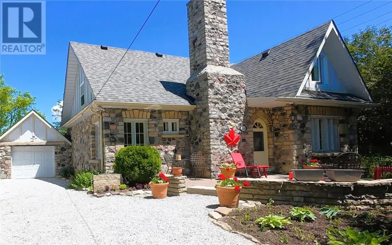 150 Queen Street, Manitowaning, Ontario P0P1N0