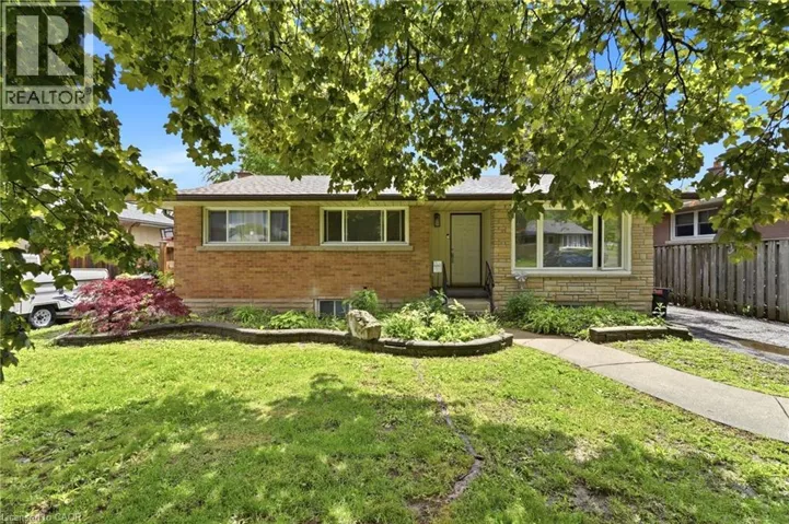 133 KINGSLEA Drive Unit# MAIN, Hamilton, Ontario L8T4A7