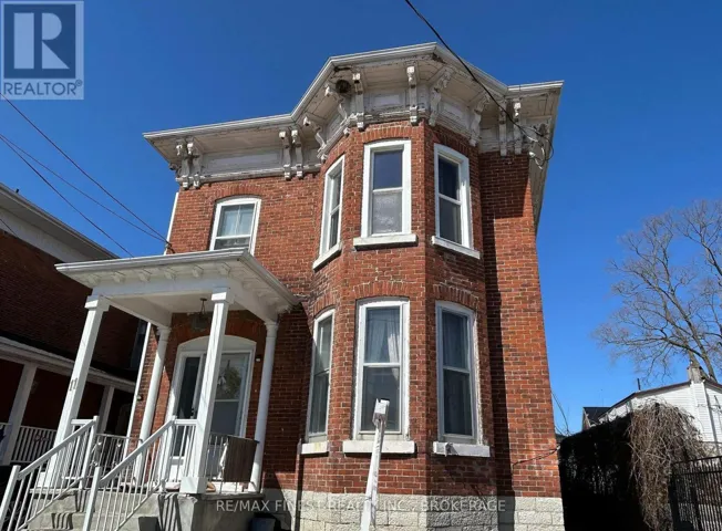 WEST - 11 BRIDGE STREET, Greater Napanee (Greater Napanee), Ontario K7R2C2