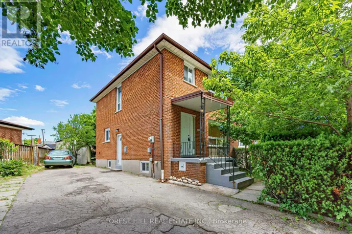 246 GRANDRAVINE DRIVE, Toronto (Glenfield-Jane Heights), Ontario M3N1J3