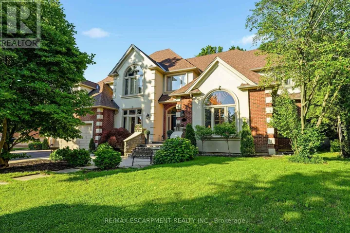 1111 CROFTON WAY, Burlington (Tyandaga), Ontario L7P4X1