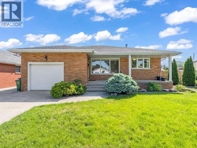 424 LAPORTE AVENUE, Windsor, Ontario N8S3R2