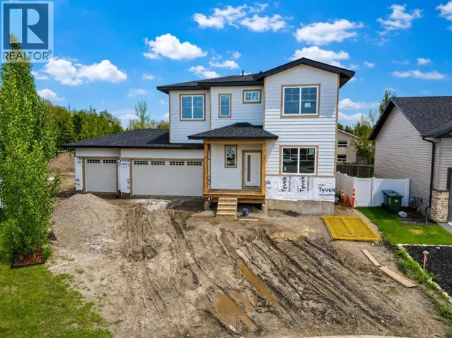 14 Napoleon Meadows Way, Innisfail, Alberta T4G0N6