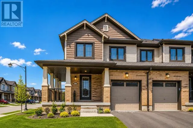 2 PRESTWICK STREET, Hamilton (Stoney Creek), Ontario L8J0K7