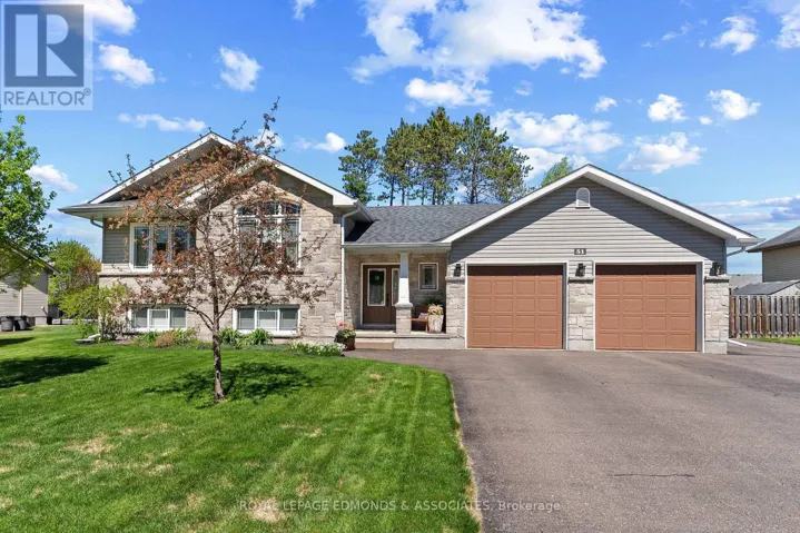51 BEDARD BOULEVARD, Petawawa, Ontario K8H0B7