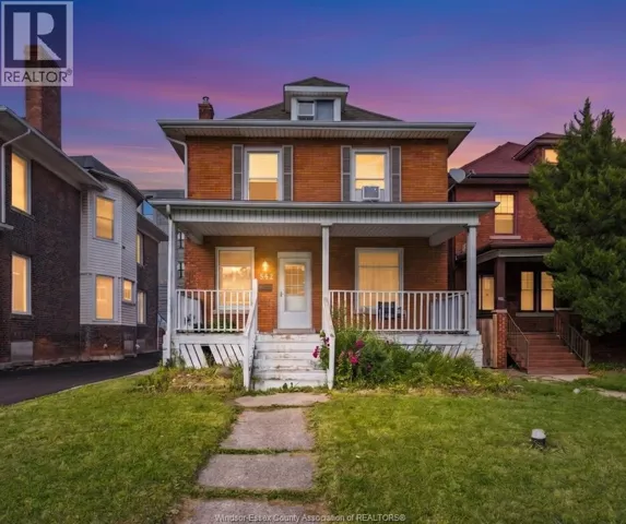 542 VICTORIA AVENUE, Windsor, Ontario N9A3M8