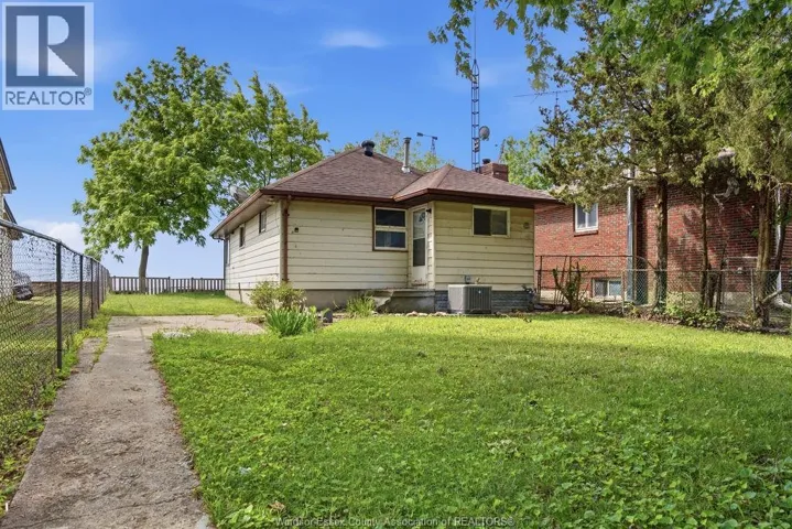 1437 HERITAGE ROAD, Kingsville, Ontario N9Y2E6