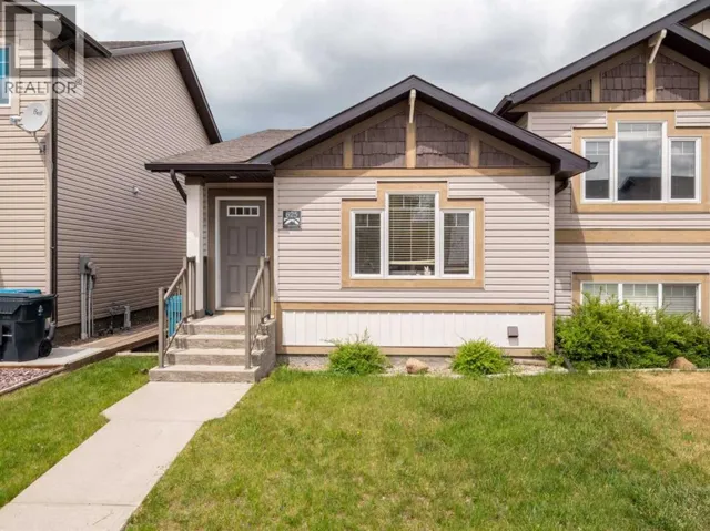 825 Silkstone Close W, Lethbridge, Alberta T1J5C6